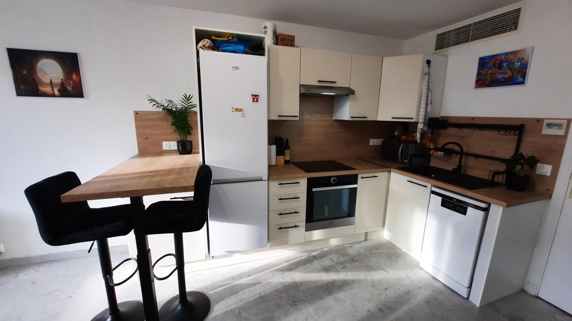 Sunny Mercury - Room In Apartment Кан Екстериор снимка